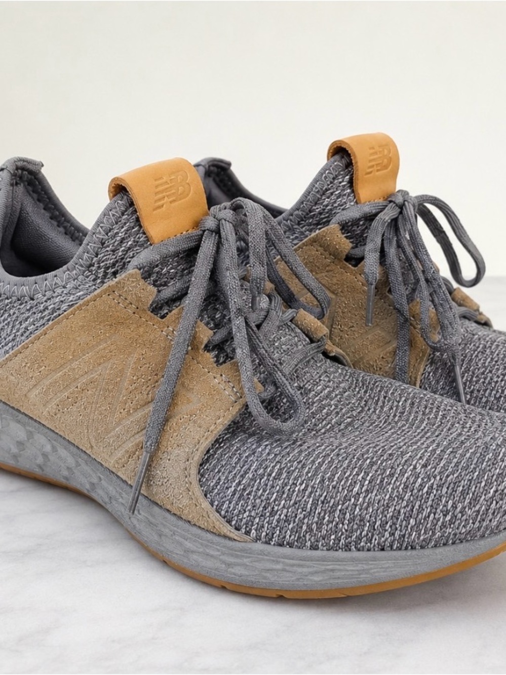 New Balance Fresh Foam Cruz V2 Gray Knit & Suede Sneakers Women’s Size 9